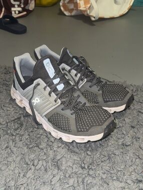 On Running Men's Athletic Shoes in Black and White